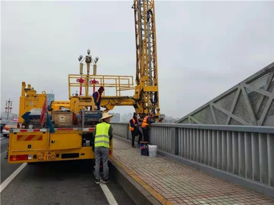 永久式桥梁检测车操作难度大吗？专为大跨径桥梁设计的智能检测方案