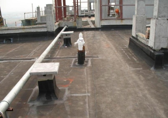  房屋顶楼漏水谁承担责任？——建筑检测专家详解各方责任边界