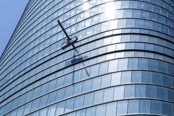 金属幕墙检测项目有哪些？常规检测与专项评估全解析