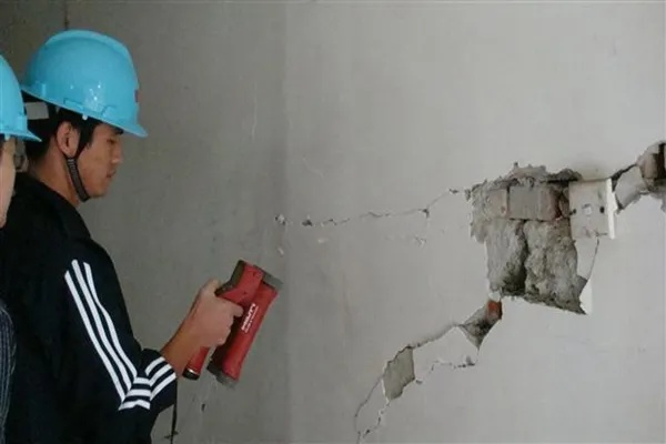 武汉危房鉴定该找哪个部门？房屋安全责任如何划分？