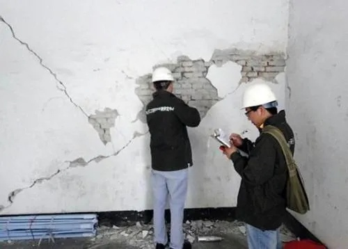 贵州房屋检测鉴定机构常见问题解答：C级房屋属于危房吗？属于局部危房