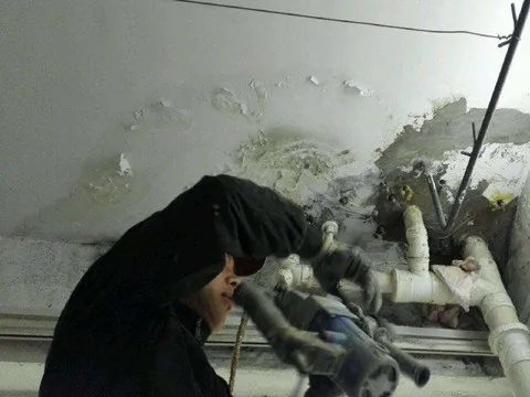  房屋漏水怎么检测是哪里漏？专业渗漏检测师权威解答