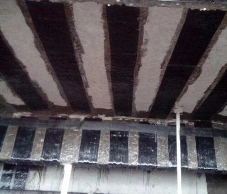 旧房加固改造有哪些方法？碳纤维加固与粘钢技术如何选择？