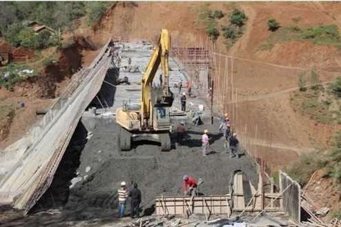  水利工程施工FAQ专题：从大坝开裂到模板坍塌的关键技术与安全对策