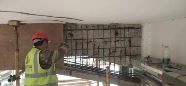 轻体墙加固如何加固?从隐患识别到方案实施全面解析