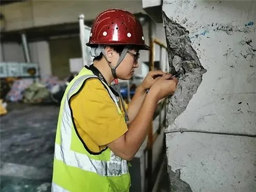  房屋被施工震裂怎么办？建筑检测专家详解取证、鉴定与索赔流程