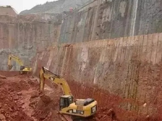  湖边学校基坑支护及土石方工程如何确保安全稳定？技术要点全面解析