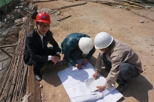 建设工程监理是否仅负责施工阶段的质量检查？工程监理实际覆盖项目建设全周期