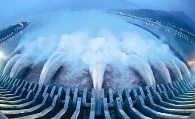 水利水电工程专业是什么？聚焦国家水安全与能源转型的基石